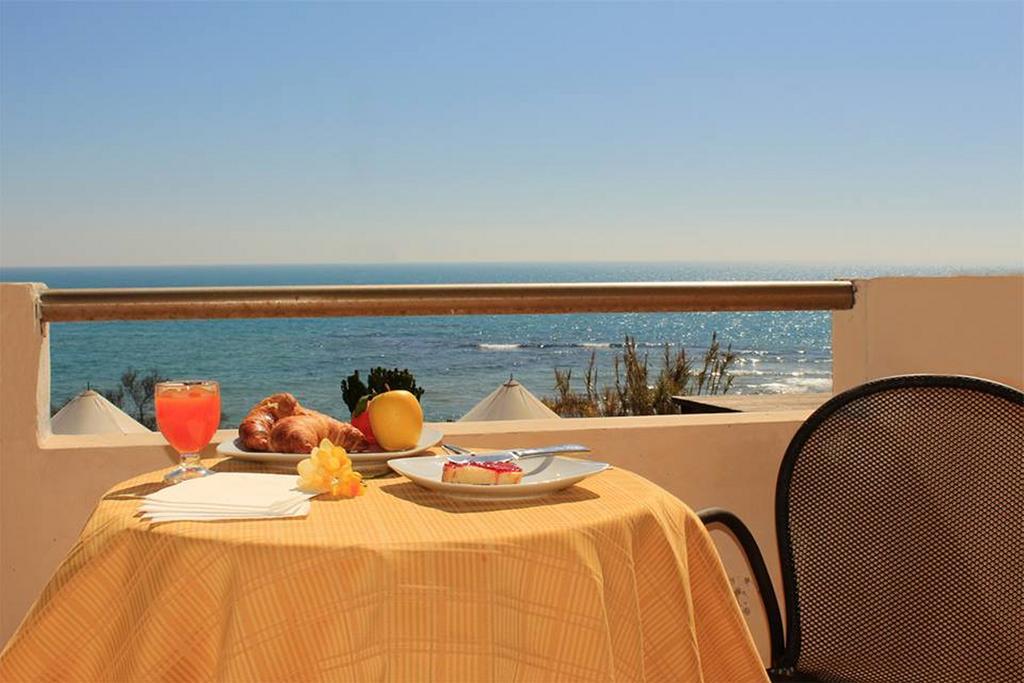 吉奥尼奥酒店 Lido di Noto 外观 照片