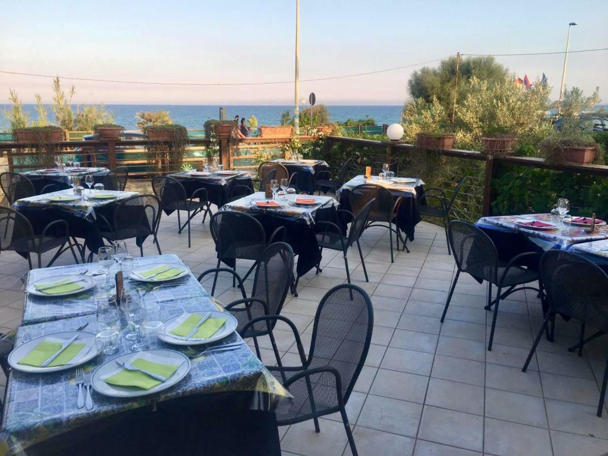 吉奥尼奥酒店 Lido di Noto 外观 照片