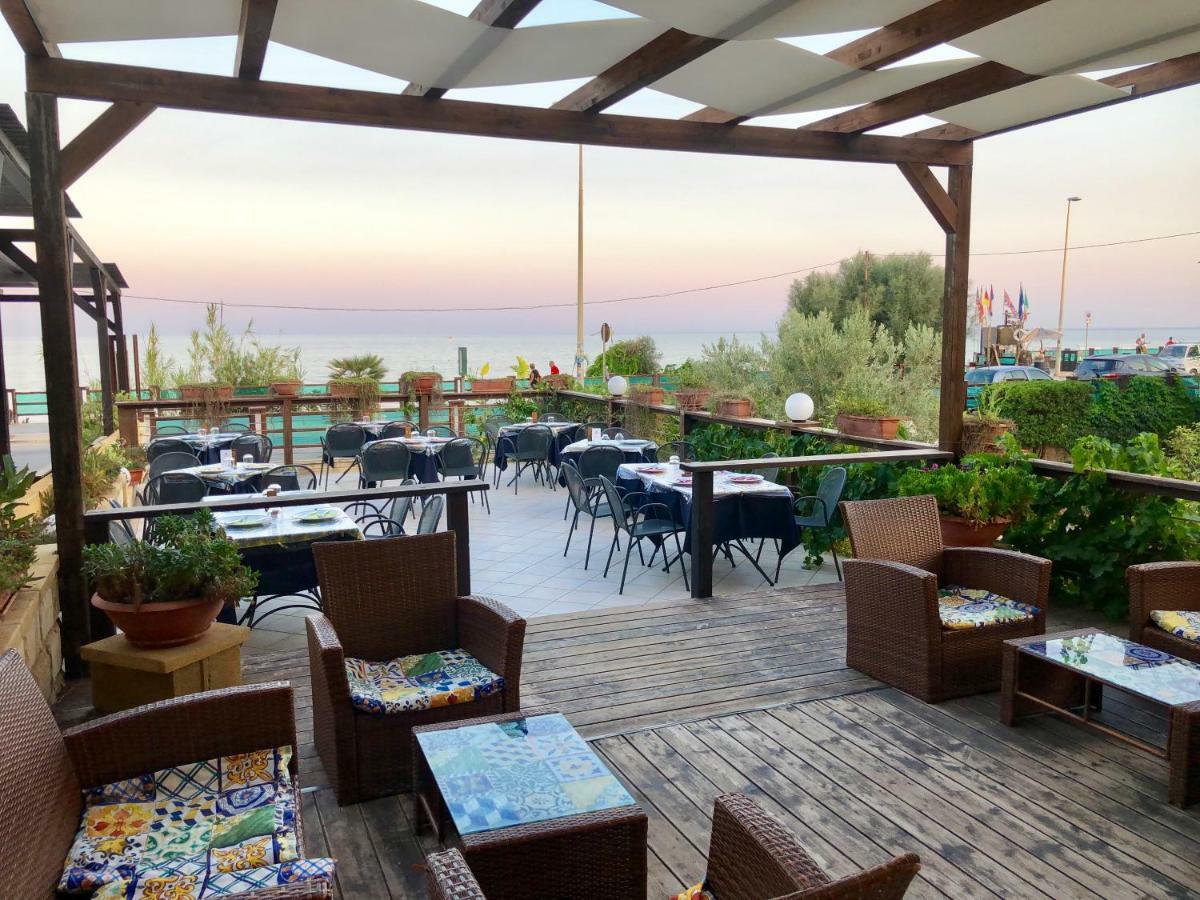 吉奥尼奥酒店 Lido di Noto 外观 照片